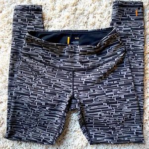 Lucy Heavy Knit Black Gray Full Length Leggings